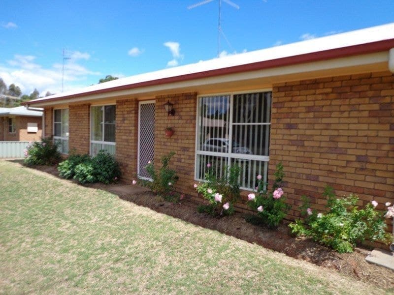10 McIntyre Street, Chinchilla QLD 4413, Chinchilla - Image 1