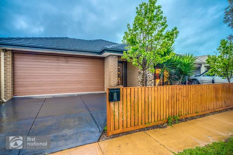 8 Atkinson Close, Point Cook VIC 3030, Point Cook - Image 1