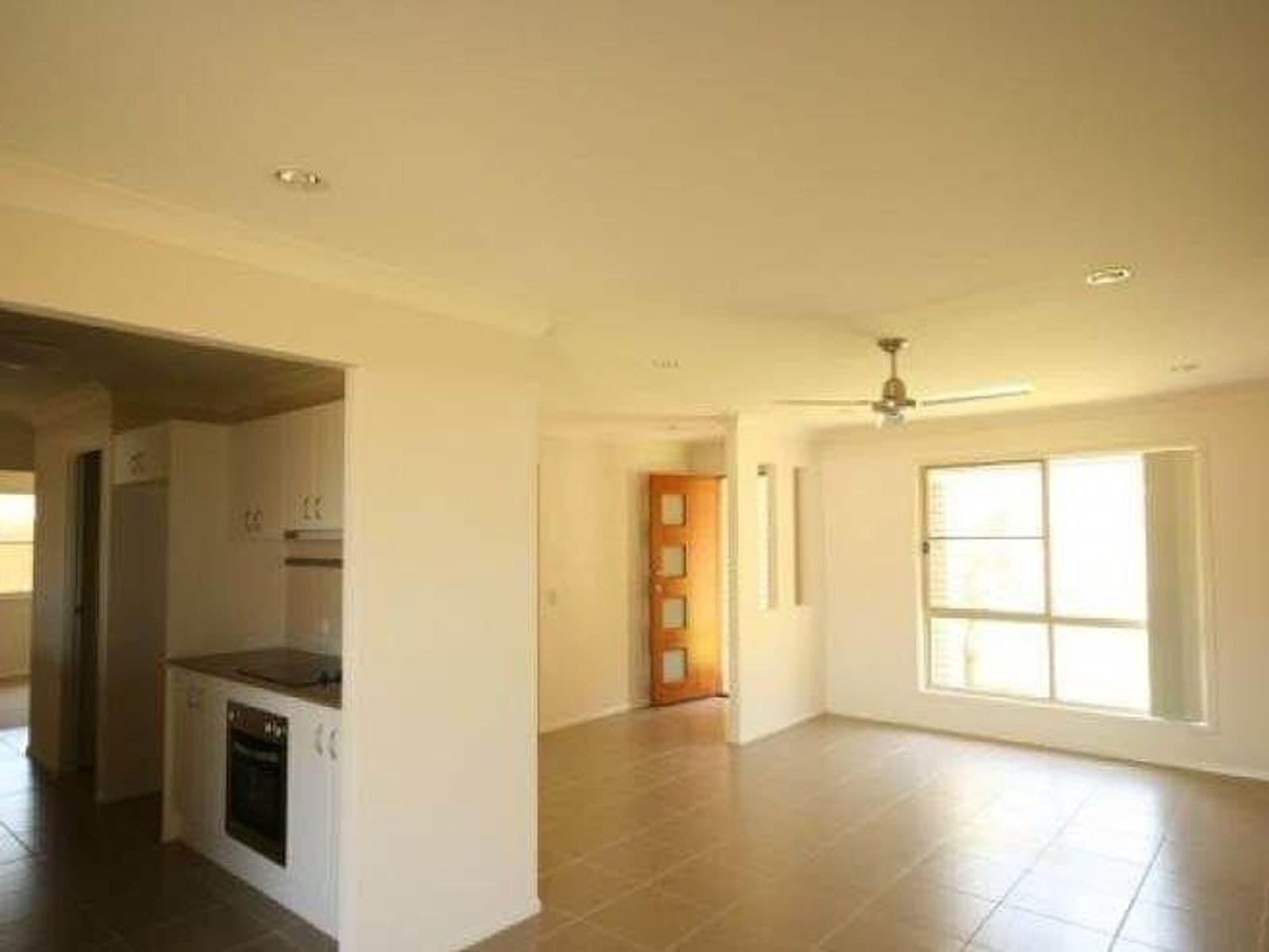 41 Jackson Street, Sarina QLD 4737, Sarina - Thumbnail 2