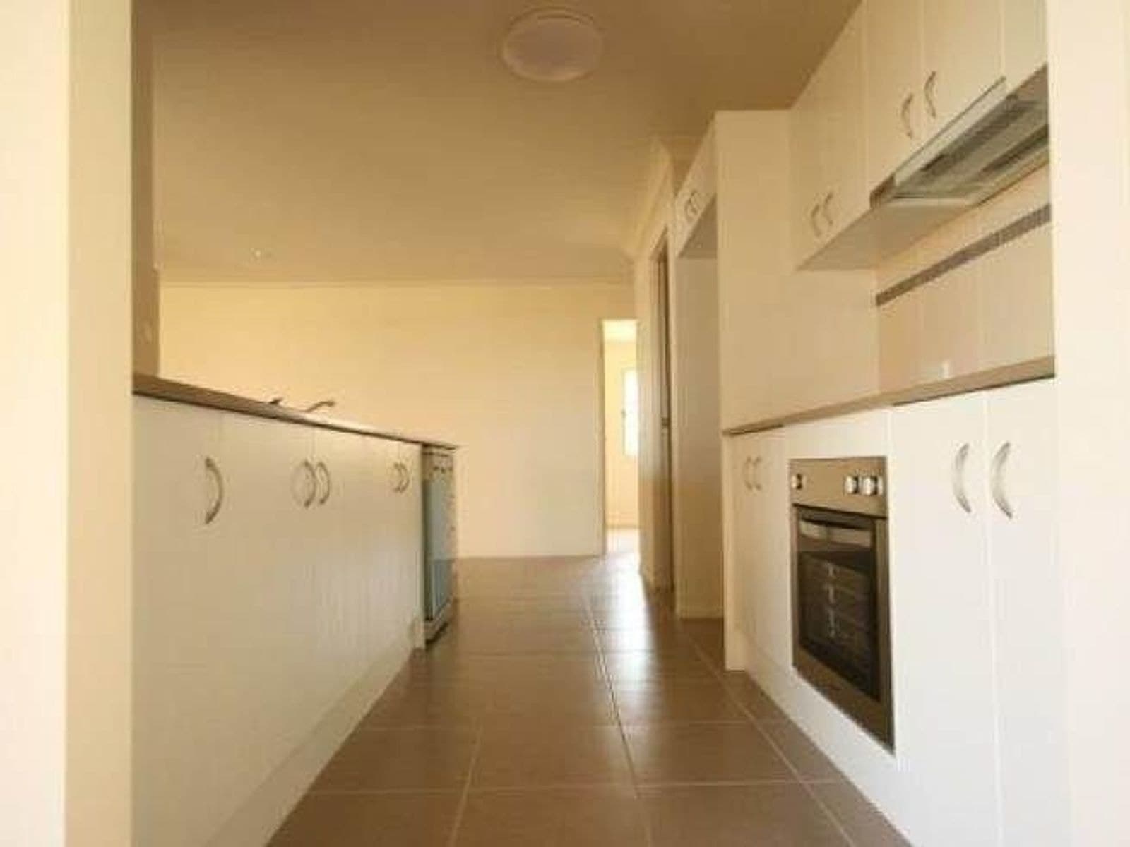 41 Jackson Street, Sarina QLD 4737, Sarina - Thumbnail 3
