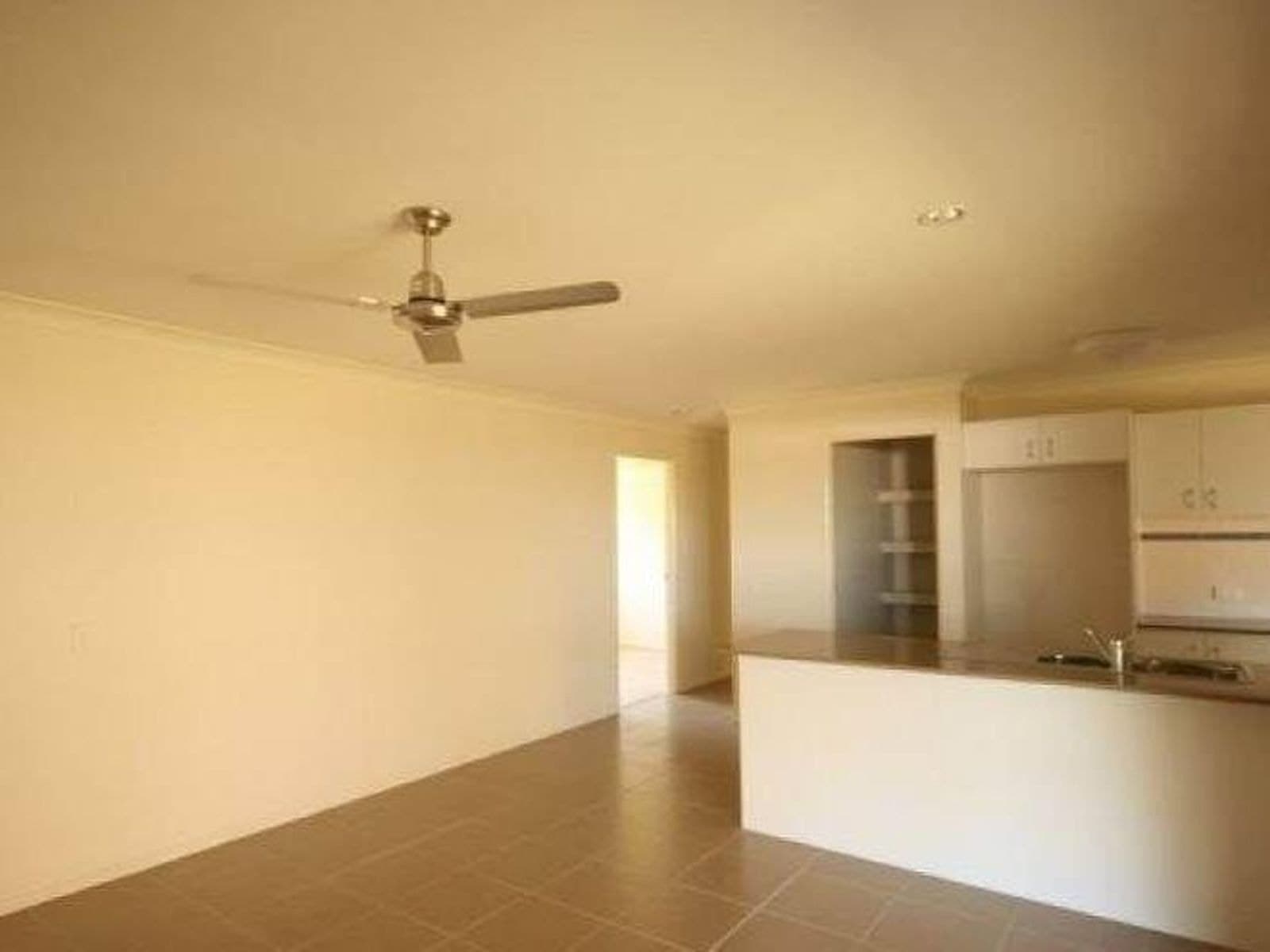 41 Jackson Street, Sarina QLD 4737, Sarina - Thumbnail 5