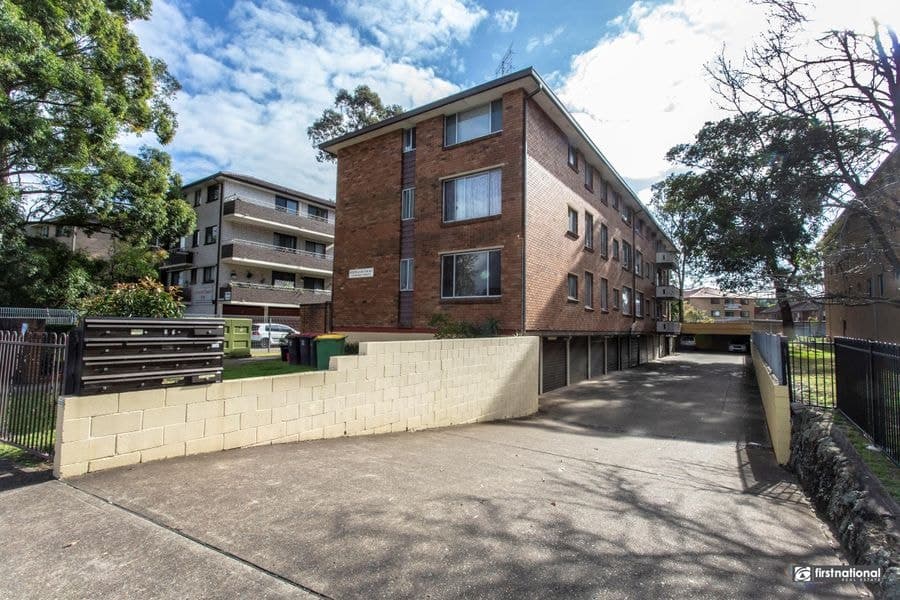 13/213 Derby, Penrith NSW 2750, Penrith - Image 1