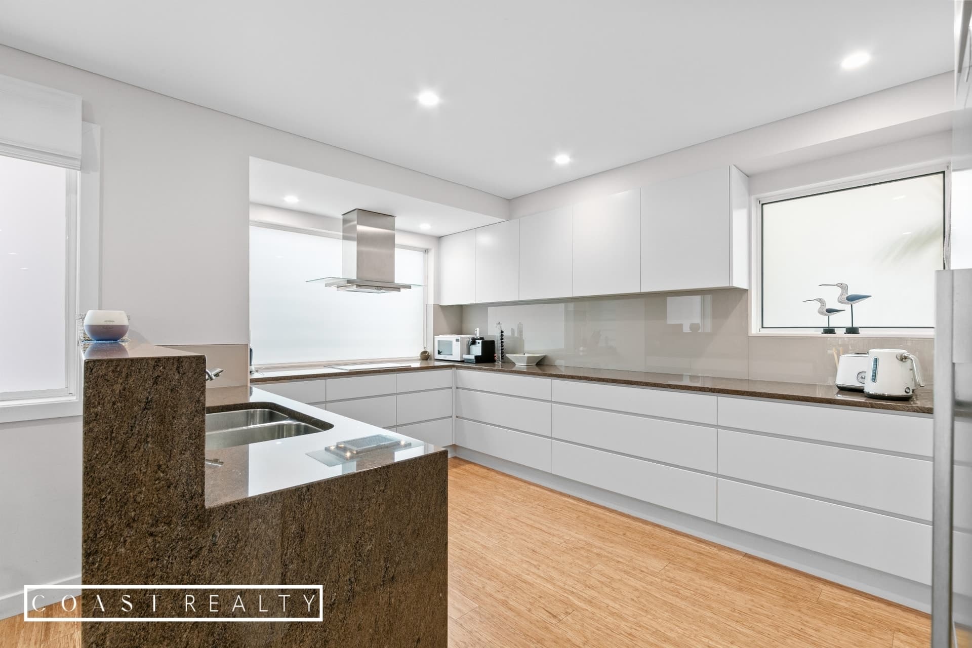 1/51 Coral Crescent, Pearl Beach - Thumbnail 2