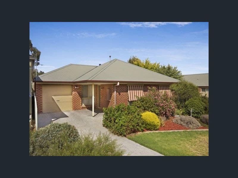 11 Devon Close, Strathdale VIC 3550, Strathdale - Image 1