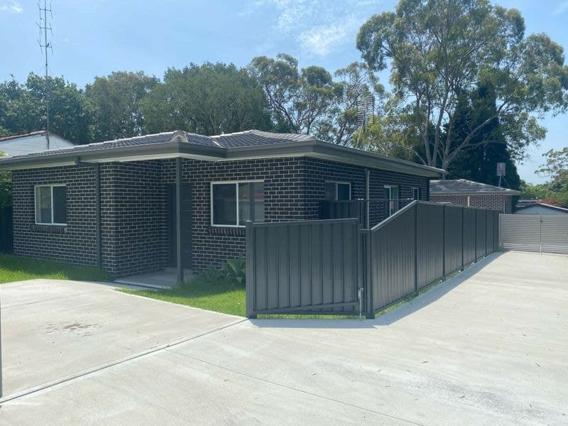 7 Norah Avenue, Charmhaven NSW 2263, Charmhaven - Image 1