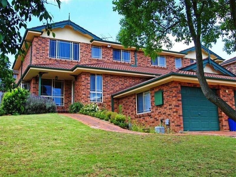 1/7 Gindurra Avenue Castle Hill NSW, Castle Hill - Image 1