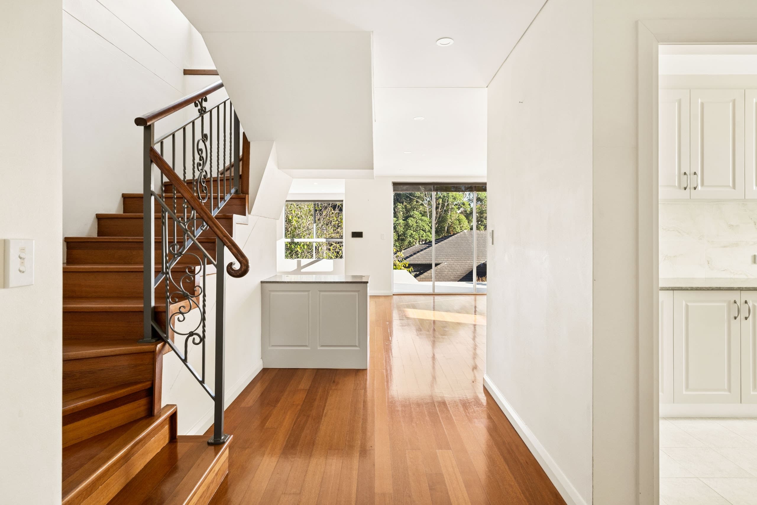 6 Glen Road, Oatley - Thumbnail 3