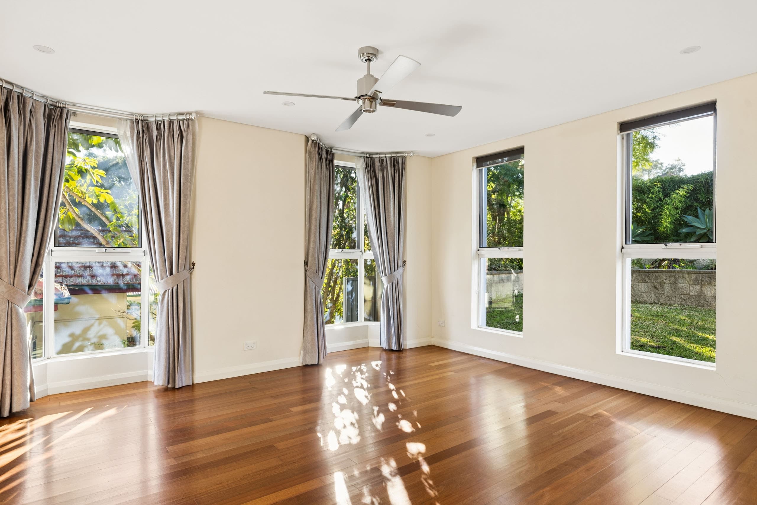 6 Glen Road, Oatley - Thumbnail 4