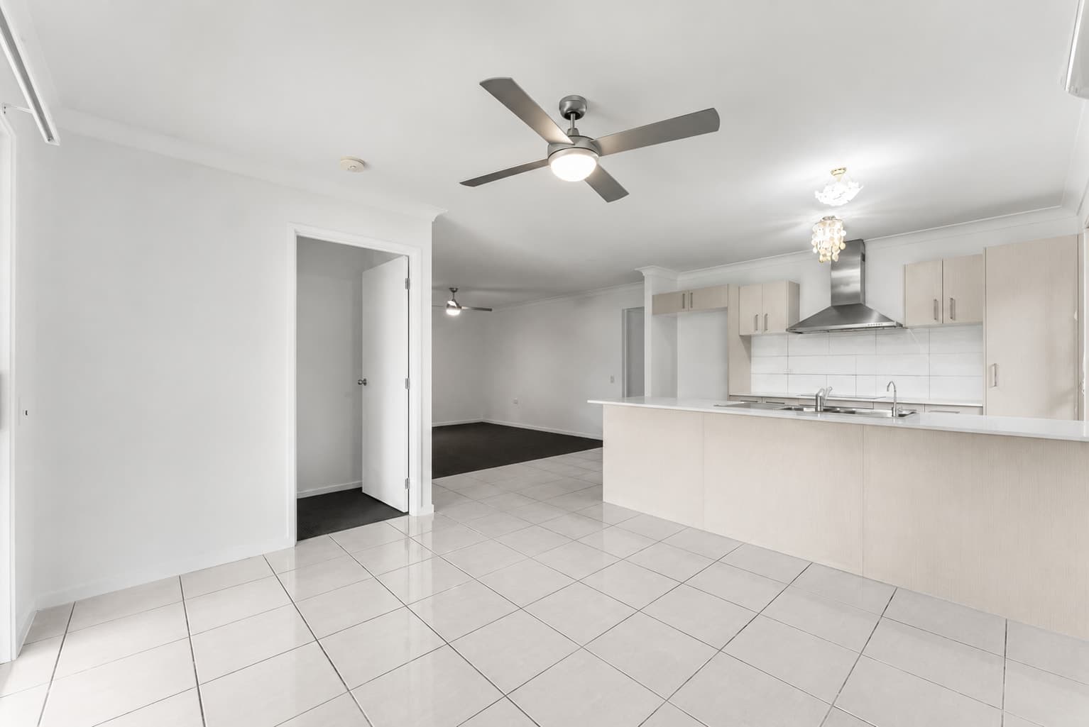 42 Mount Pleasant Street, Park Ridge QLD 4125, Park Ridge - Thumbnail 4