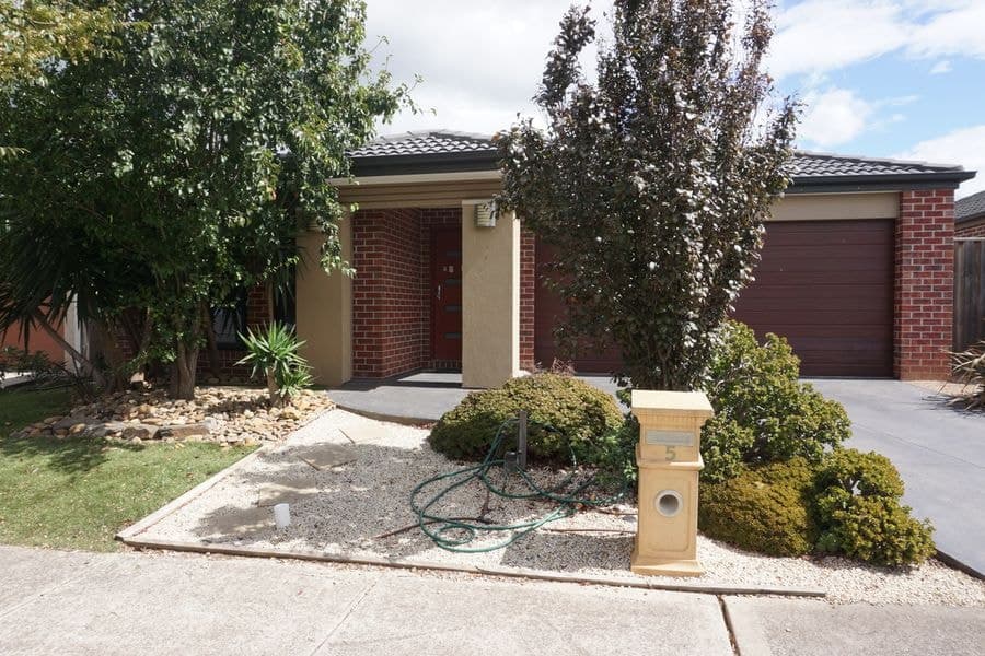 5 Mcwilliams Crescent, Point Cook VIC 3030, Point Cook - Image 1