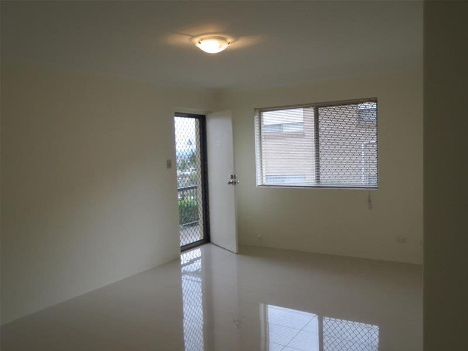 5/54 Crest Street, Mount Gravatt East QLD 4122, Mount Gravatt East - Thumbnail 3