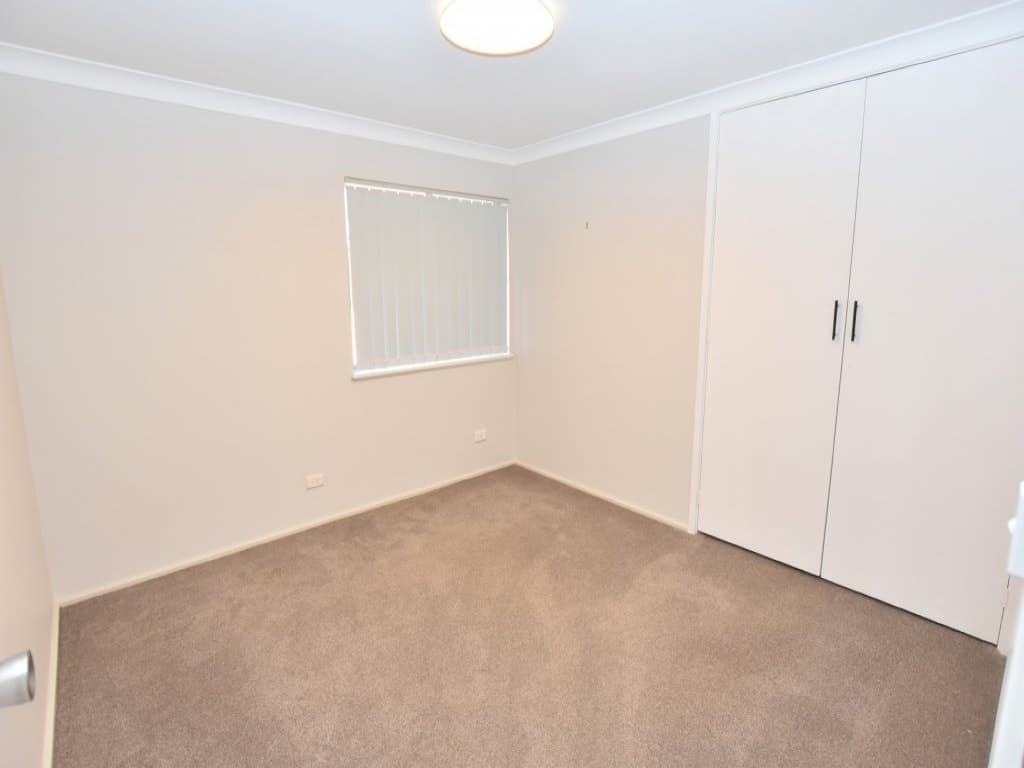 13 PARADISE AVENUE FORSTER, Forster - Thumbnail 4