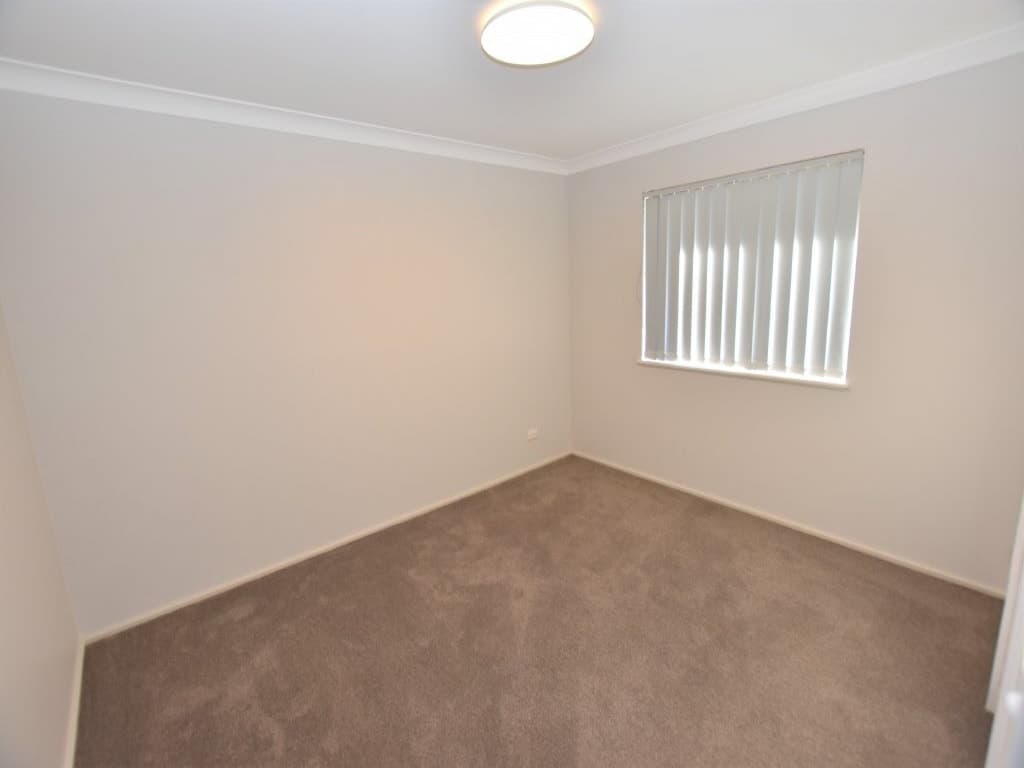 13 PARADISE AVENUE FORSTER, Forster - Thumbnail 6