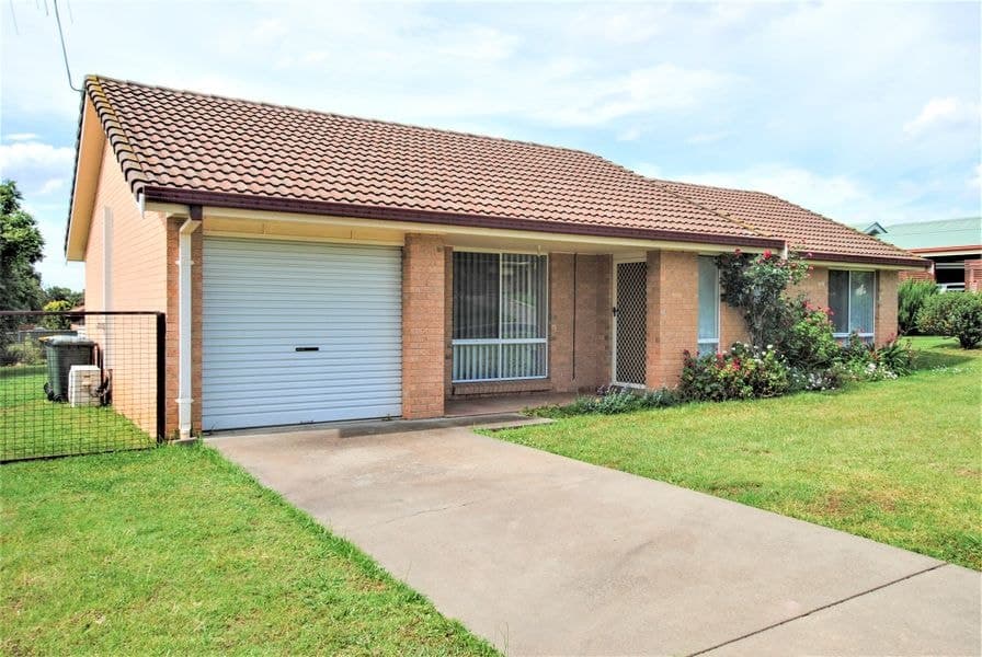 4 Lowana Close, Mudgee NSW 2850, Mudgee - Image 1