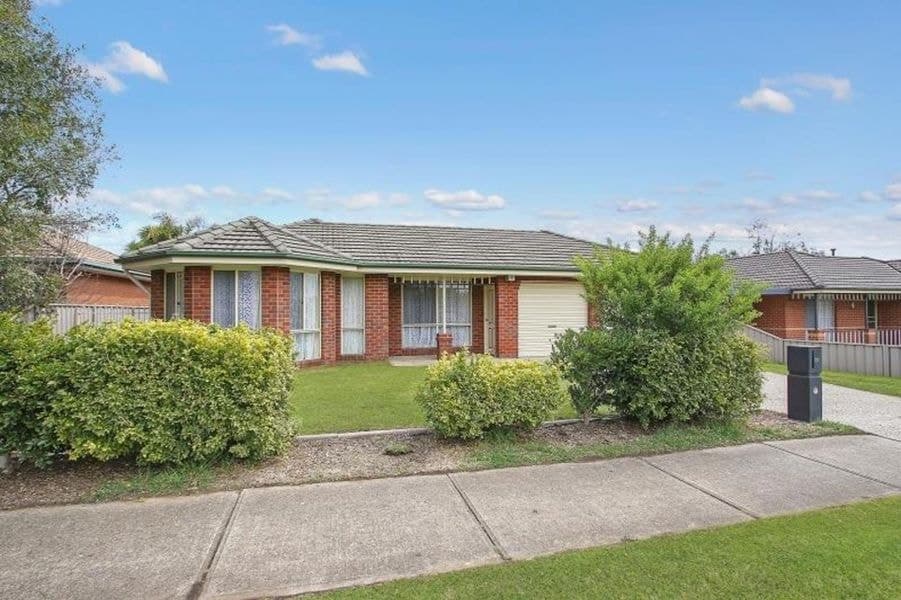 31 Dundee Drive, Wodonga VIC 3690, Wodonga - Image 1