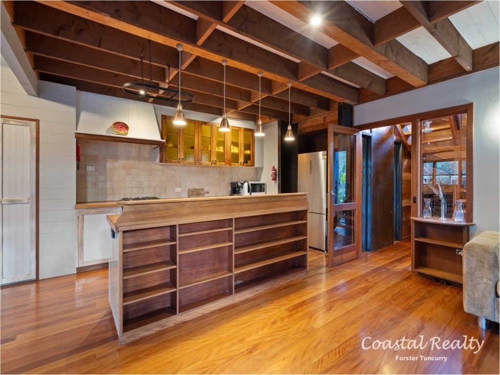 41 Dubbo Place Coomba Bay, Coomba Bay - Thumbnail 2