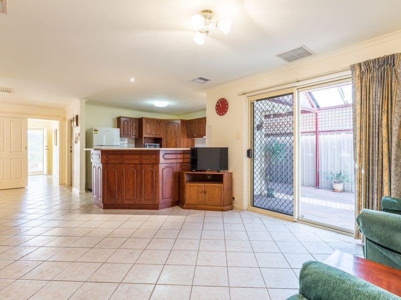 17 Globe Place, Port Adelaide, Port Adelaide - Thumbnail 6