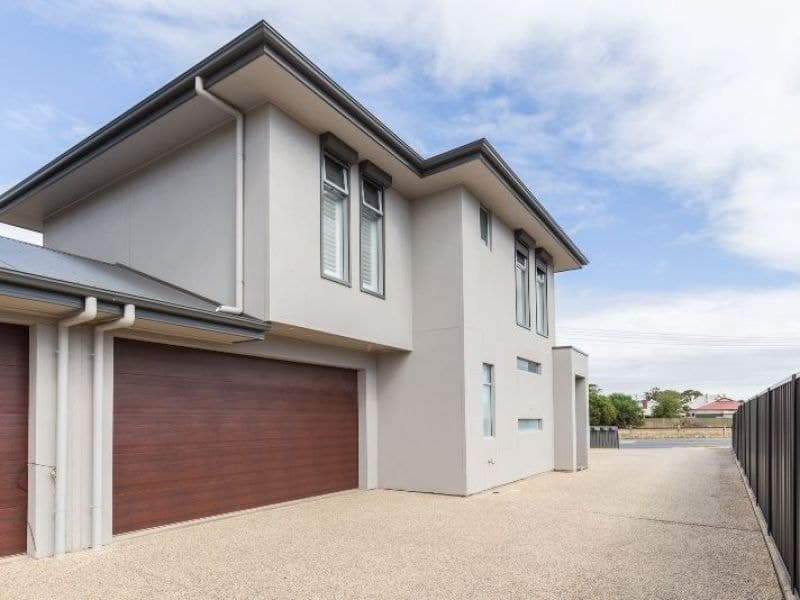 1/30 West Lakes Boulevard, Albert Park, Albert Park - Thumbnail 3