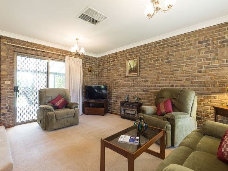 6 McDonald Grove, West Lakes, West Lakes - Thumbnail 4