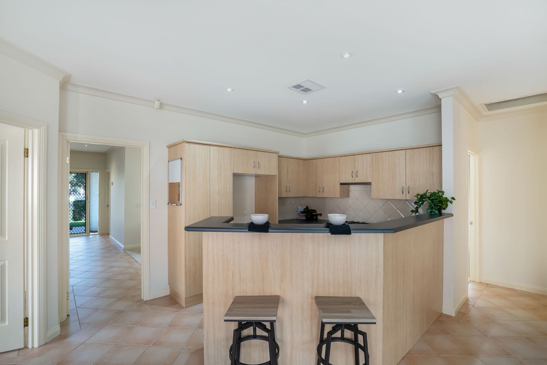 2 Fletcher Road, Henley Beach South, Henley Beach South - Thumbnail 7