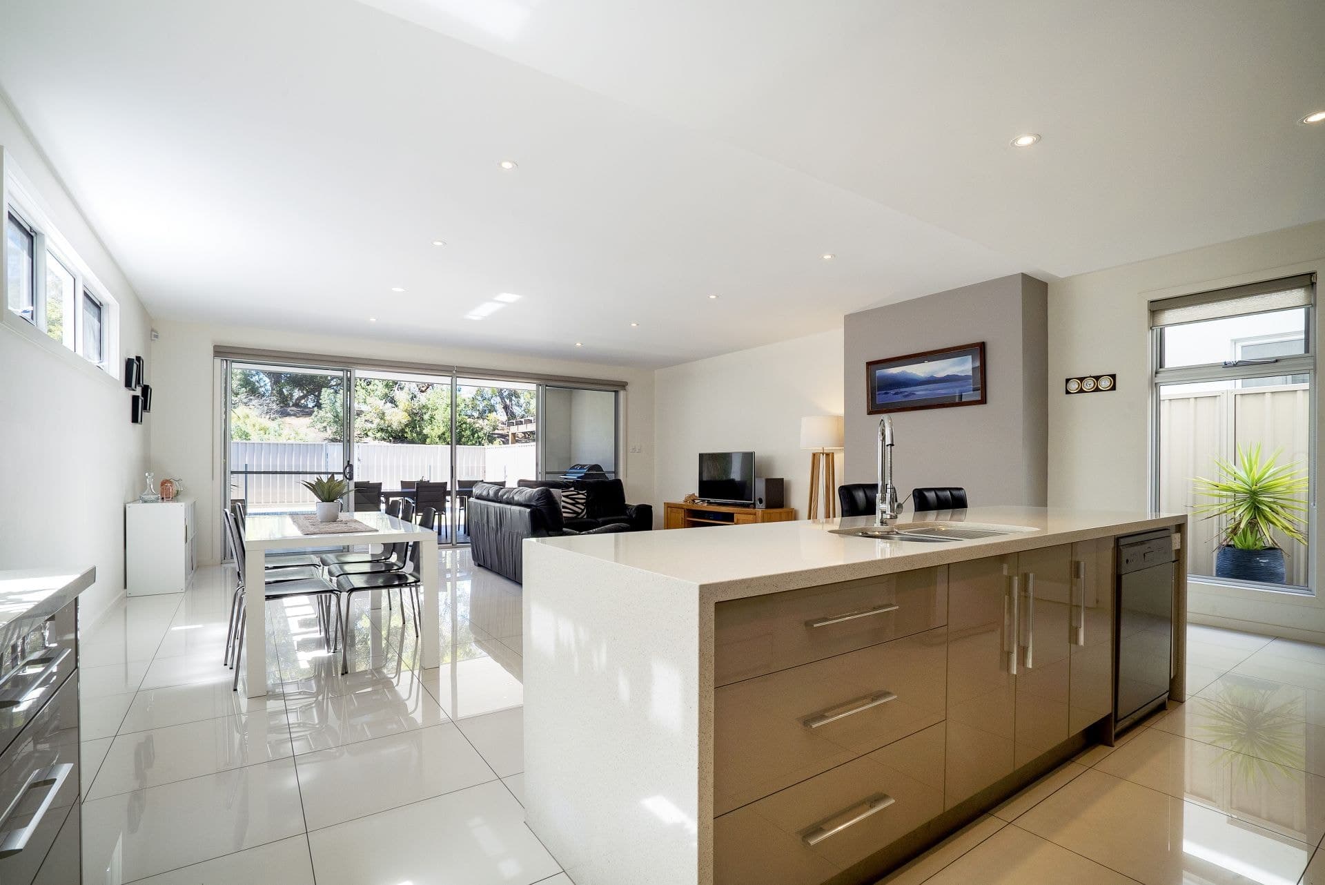127 Halsey Road, Henley Beach South, Henley Beach South - Thumbnail 7