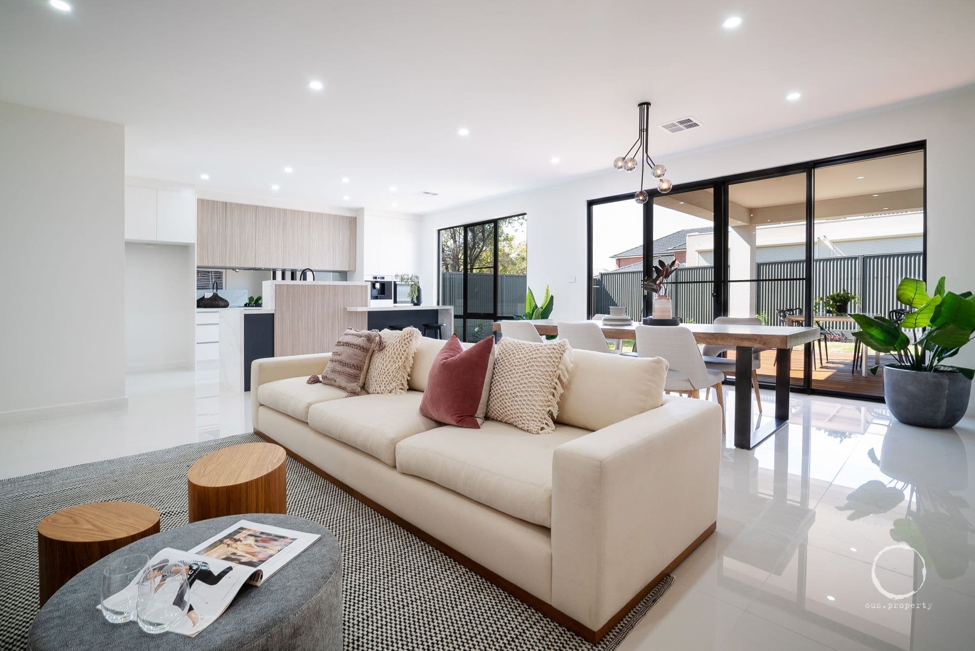 7 Pitcairn Grove, West Lakes, West Lakes - Thumbnail 3