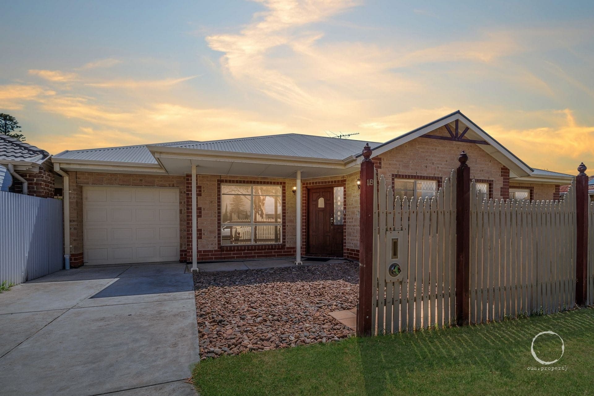 1B Stevens Street, Seaton, Seaton - Thumbnail 2
