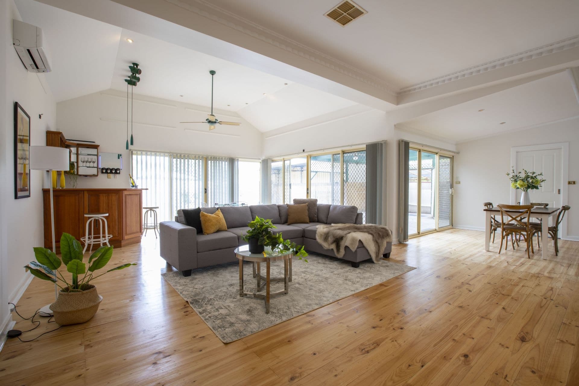 439, Edwardstown - Thumbnail 3