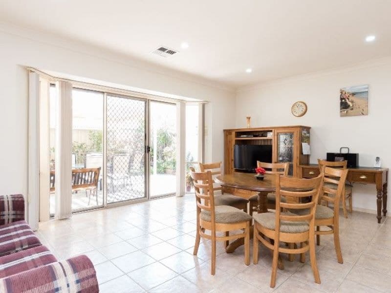 24 White Sands Drive, West Beach, West Beach - Thumbnail 7