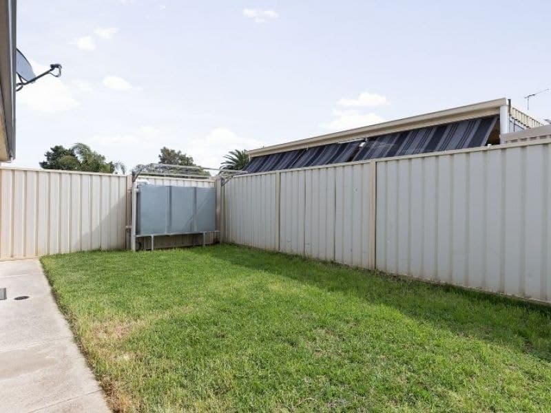3/16 Russ Avenue, Seaton, Seaton - Image 1