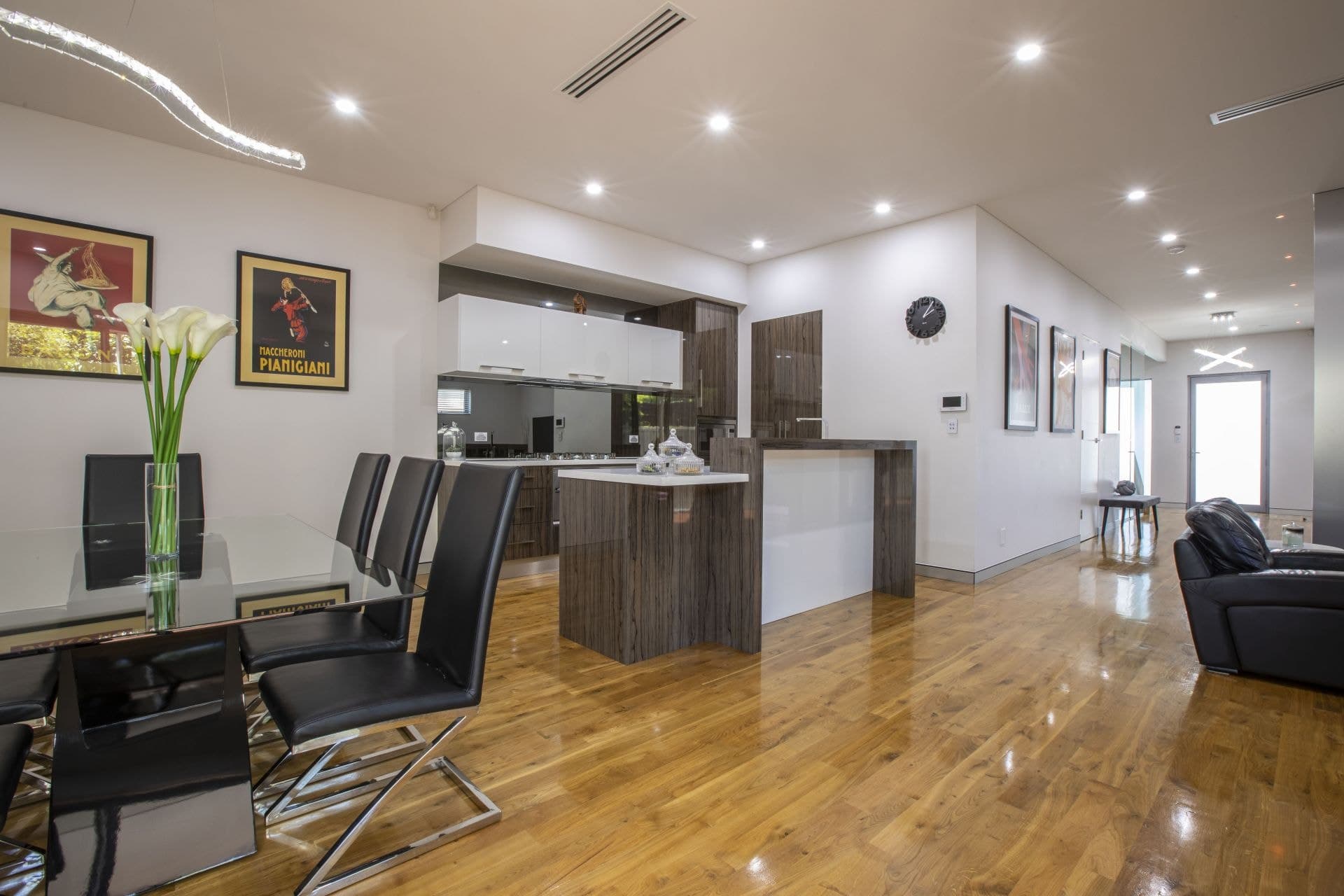 4 Hoover Road, Henley Beach South, Henley Beach South - Thumbnail 5