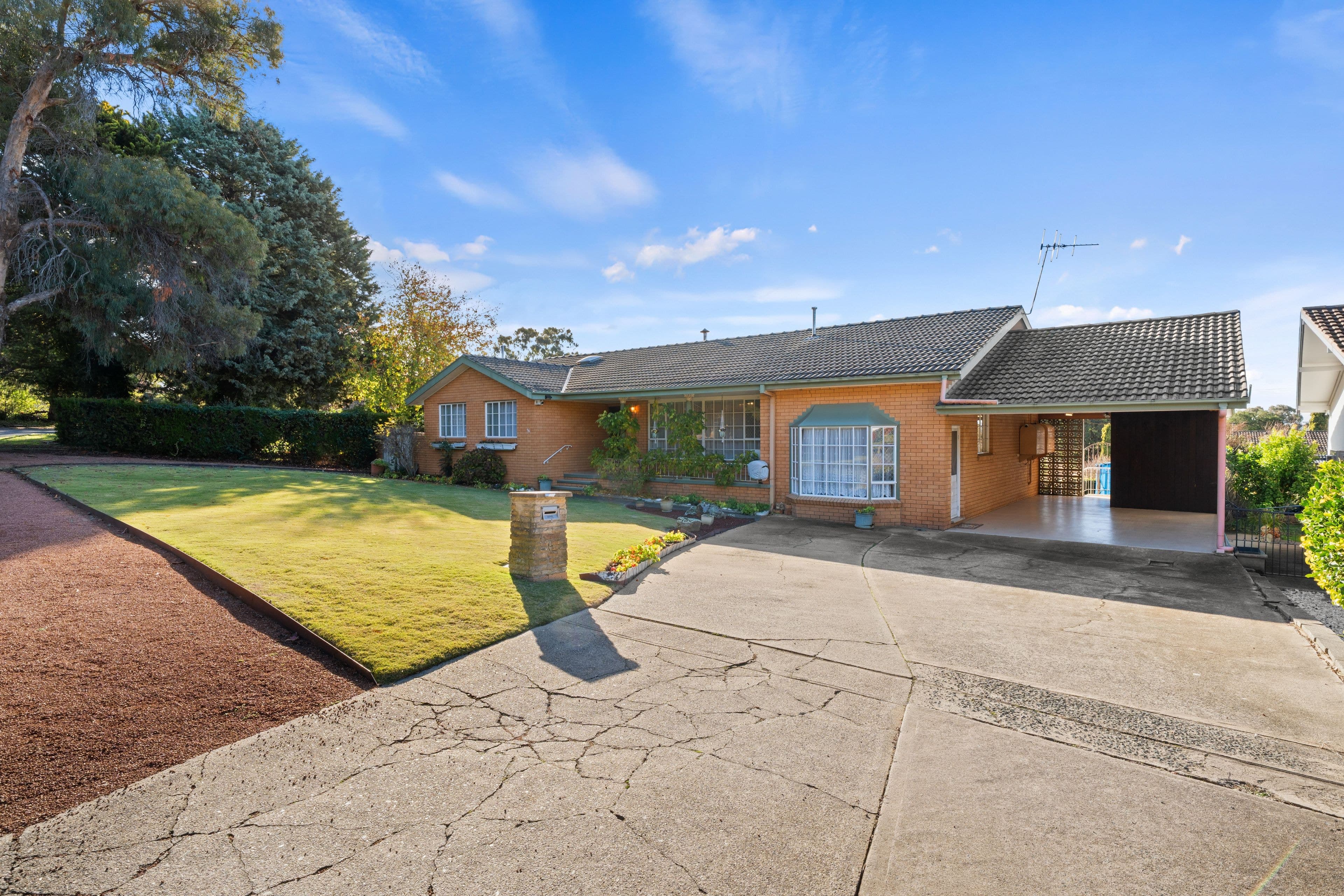 56 Mackellar Crescent, Cook ACT 2614, Cook - Image 1