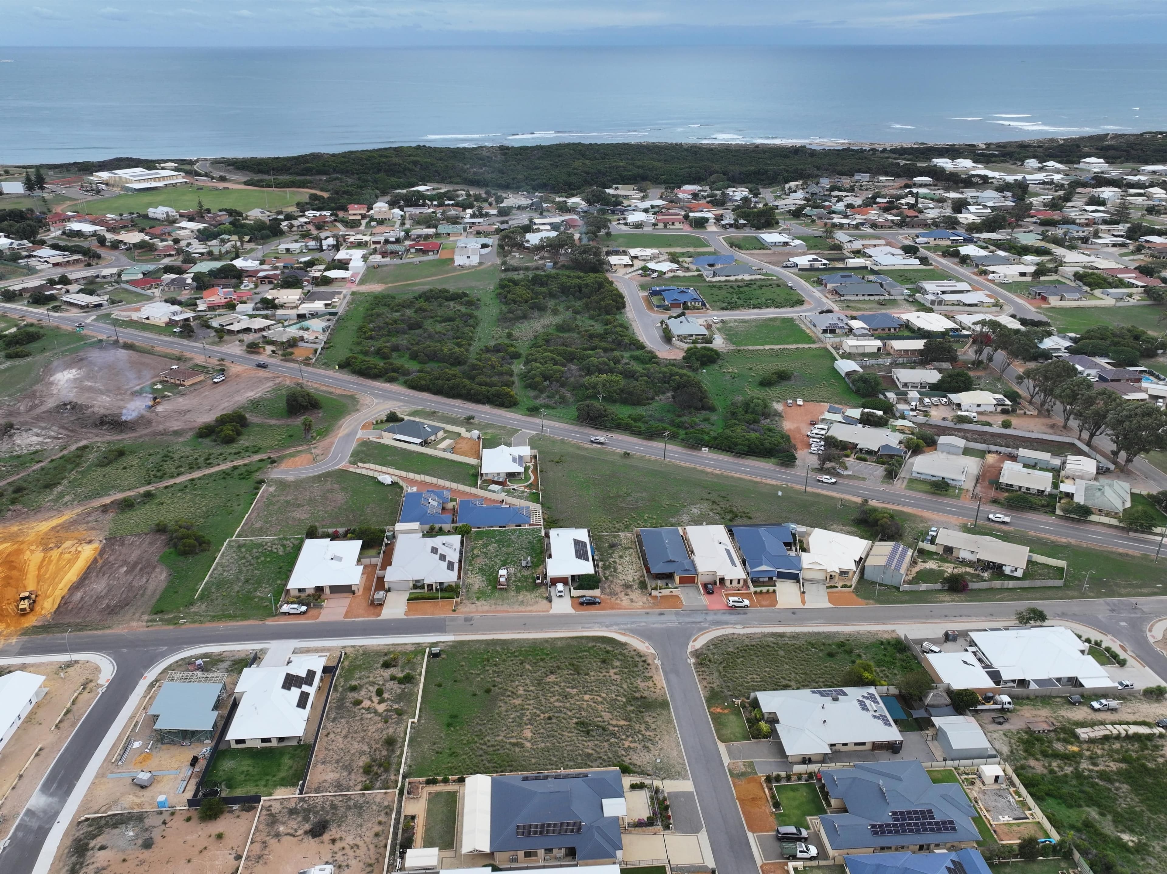 4 Linthorne Road, Port Denison WA 6525, Port Denison - Thumbnail 4