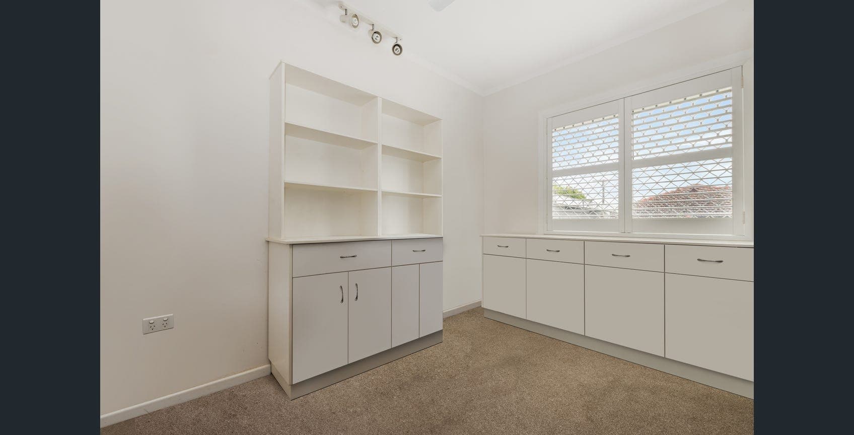 8 Gordon Street, Brighton - Thumbnail 4