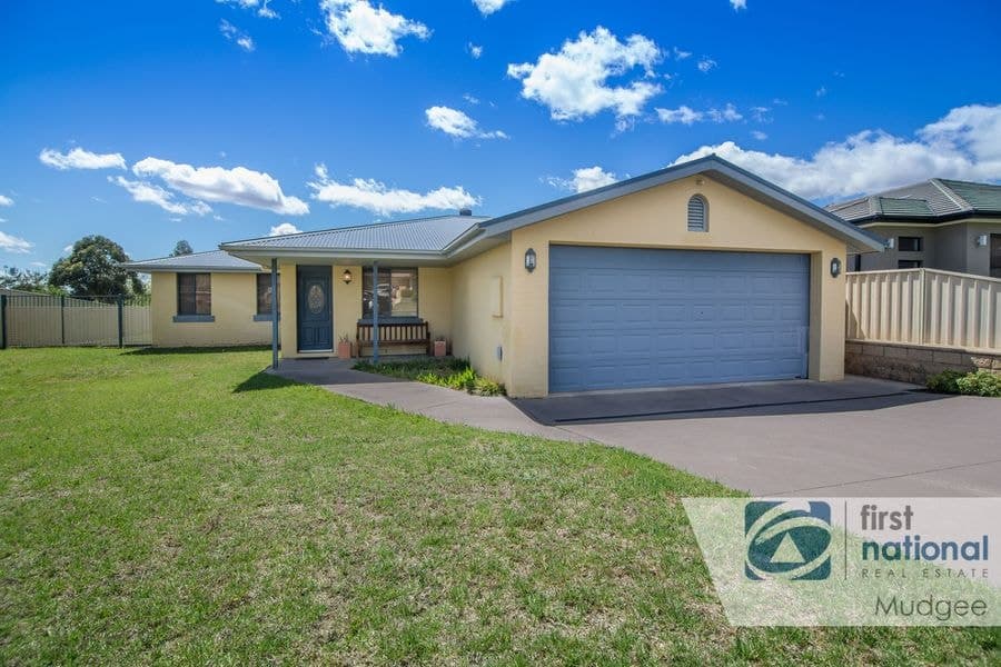 49 White Circle, Mudgee NSW 2850, Mudgee - Image 1