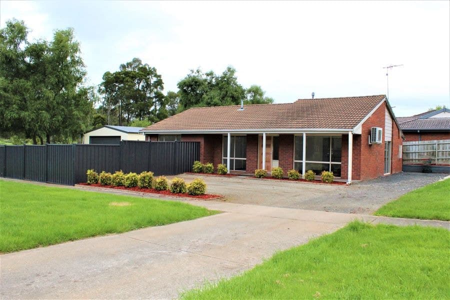 1 Hayes, Warragul VIC 3820, Warragul - Image 1