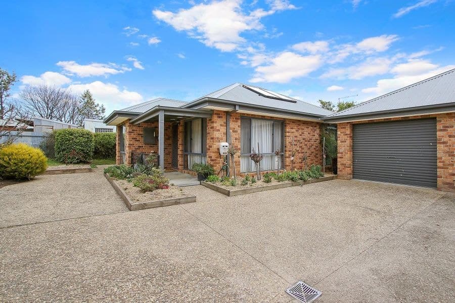 3-7/9 Frederick Street, Beechworth VIC 3747, Beechworth - Image 1