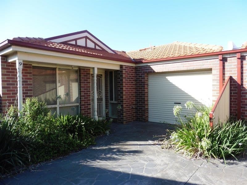9/10 Latham Street, Werribee VIC 3030, Werribee - Image 1