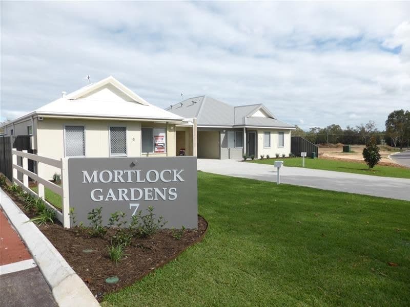 2/7 Springfield Road, Northam WA 6401, Northam - Image 1