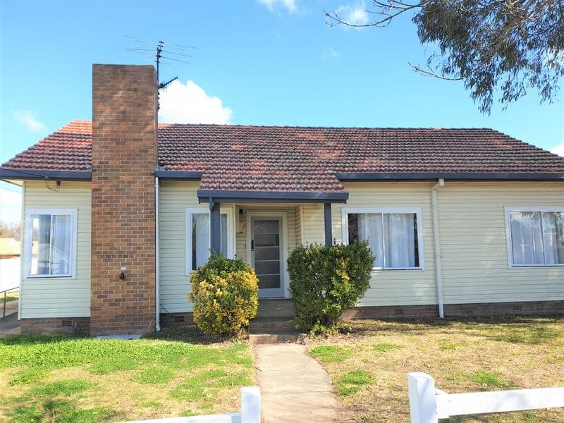 202 Rusden Street, Armidale NSW 2350, Armidale - Image 1