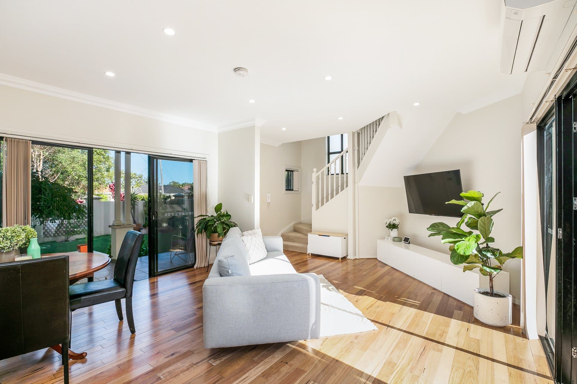 3/23-25 Wingello Road, Miranda - Thumbnail 2