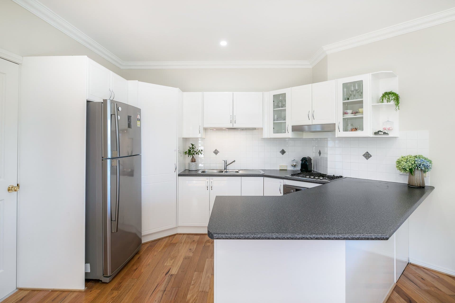 3/23-25 Wingello Road, Miranda - Thumbnail 3