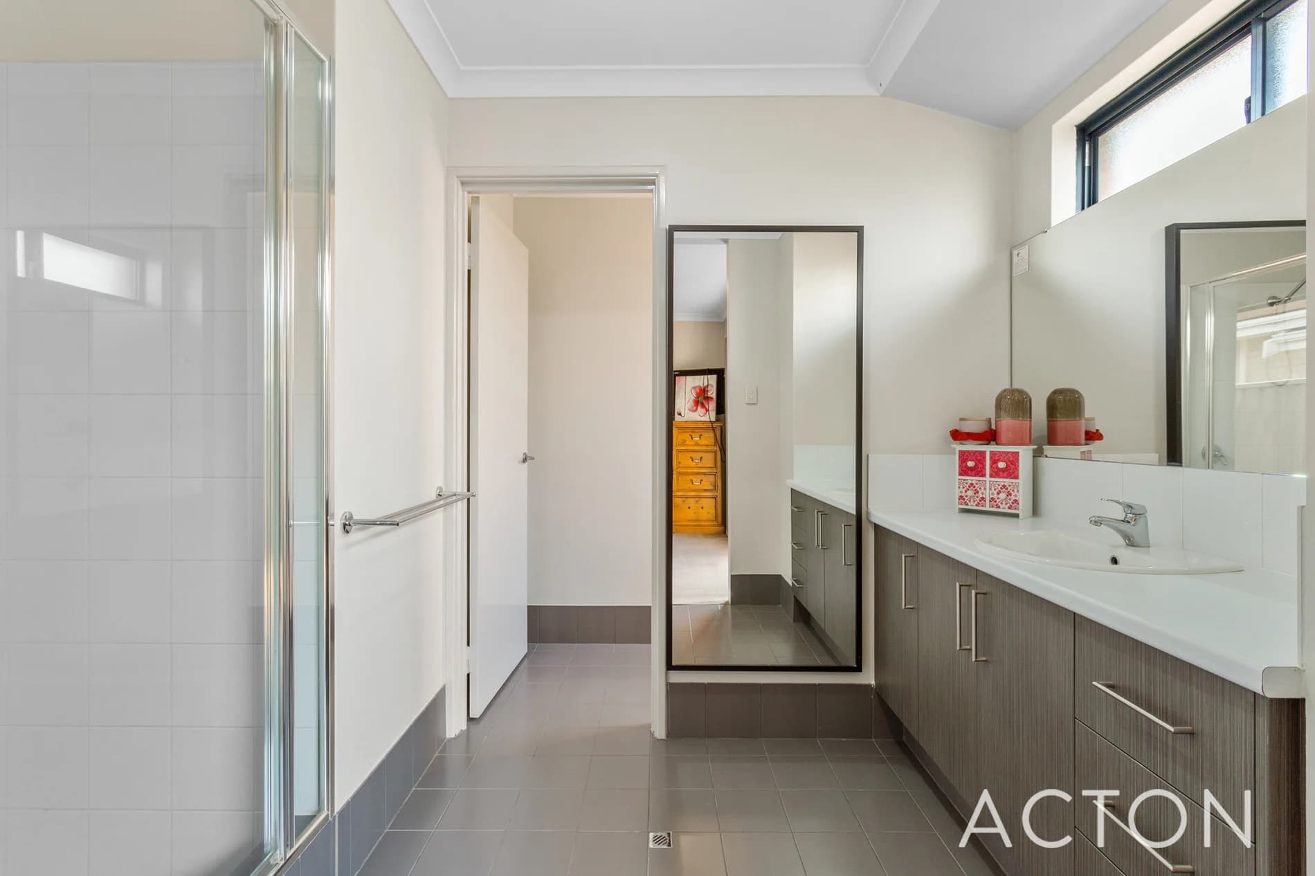 6/27 Falkirk Avenue, MAYLANDS WA 6051, Aveley - Thumbnail 4