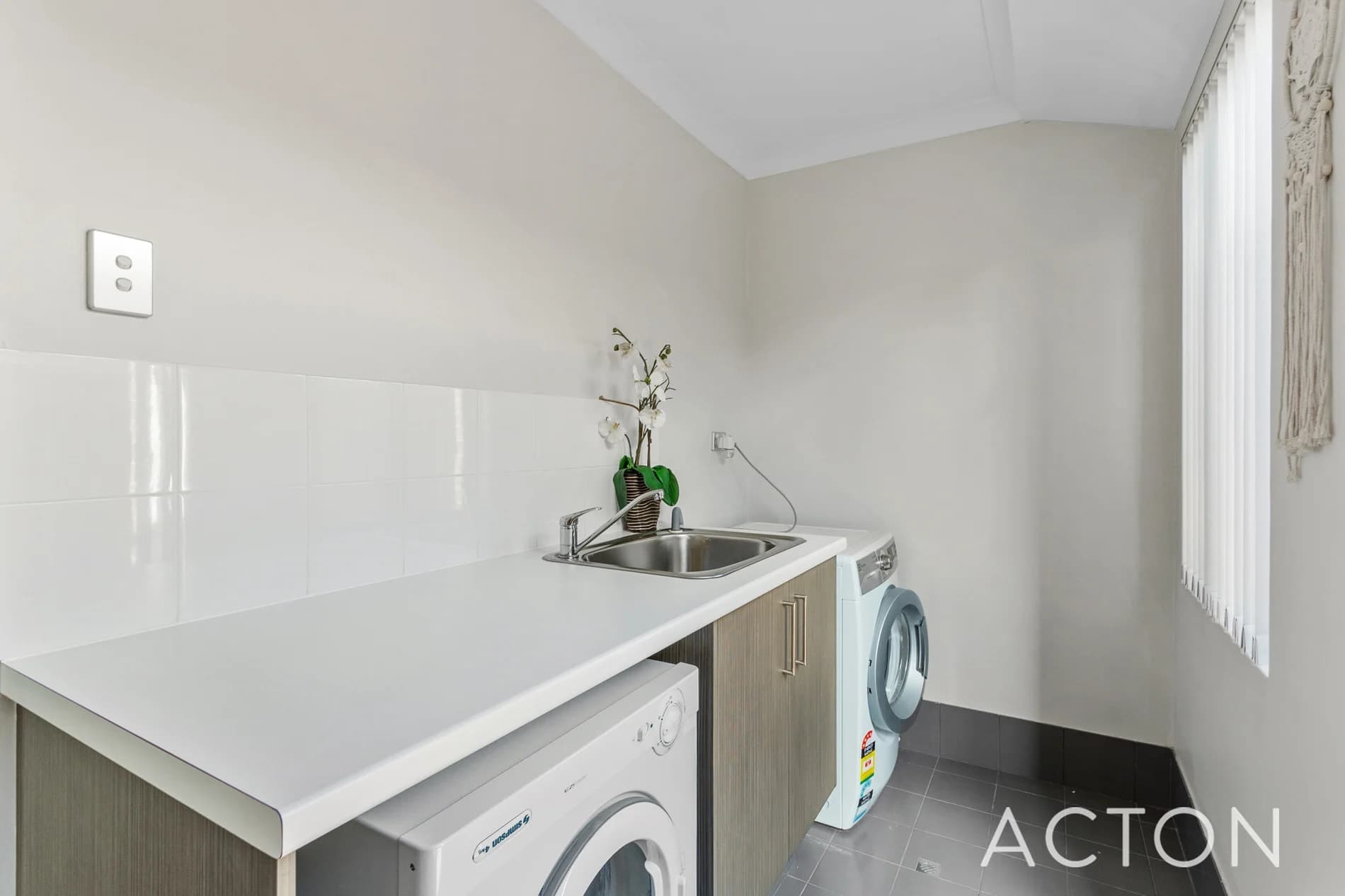 6/27 Falkirk Avenue, MAYLANDS WA 6051, Aveley - Thumbnail 8