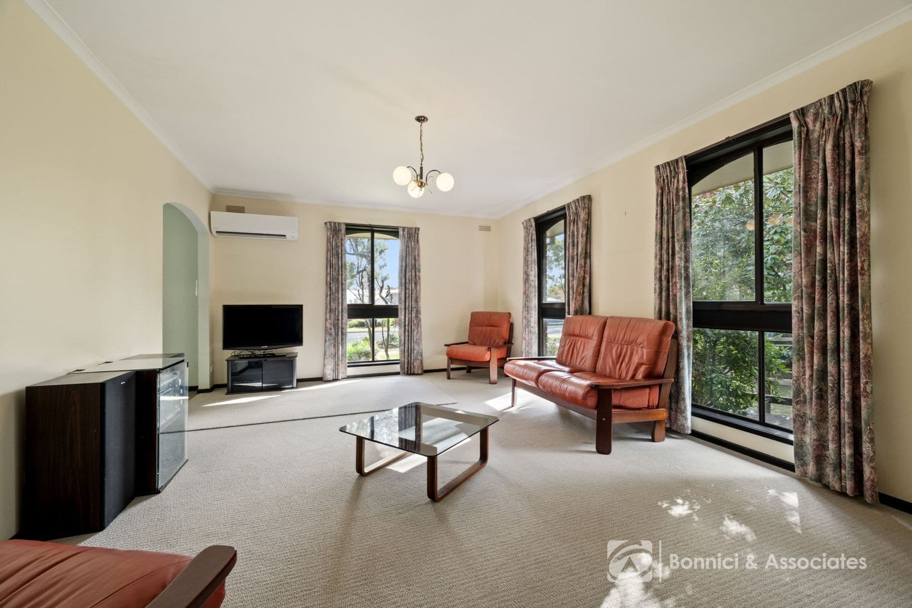 6 Victoria Road, Beechworth VIC 3747, Beechworth - Thumbnail 4