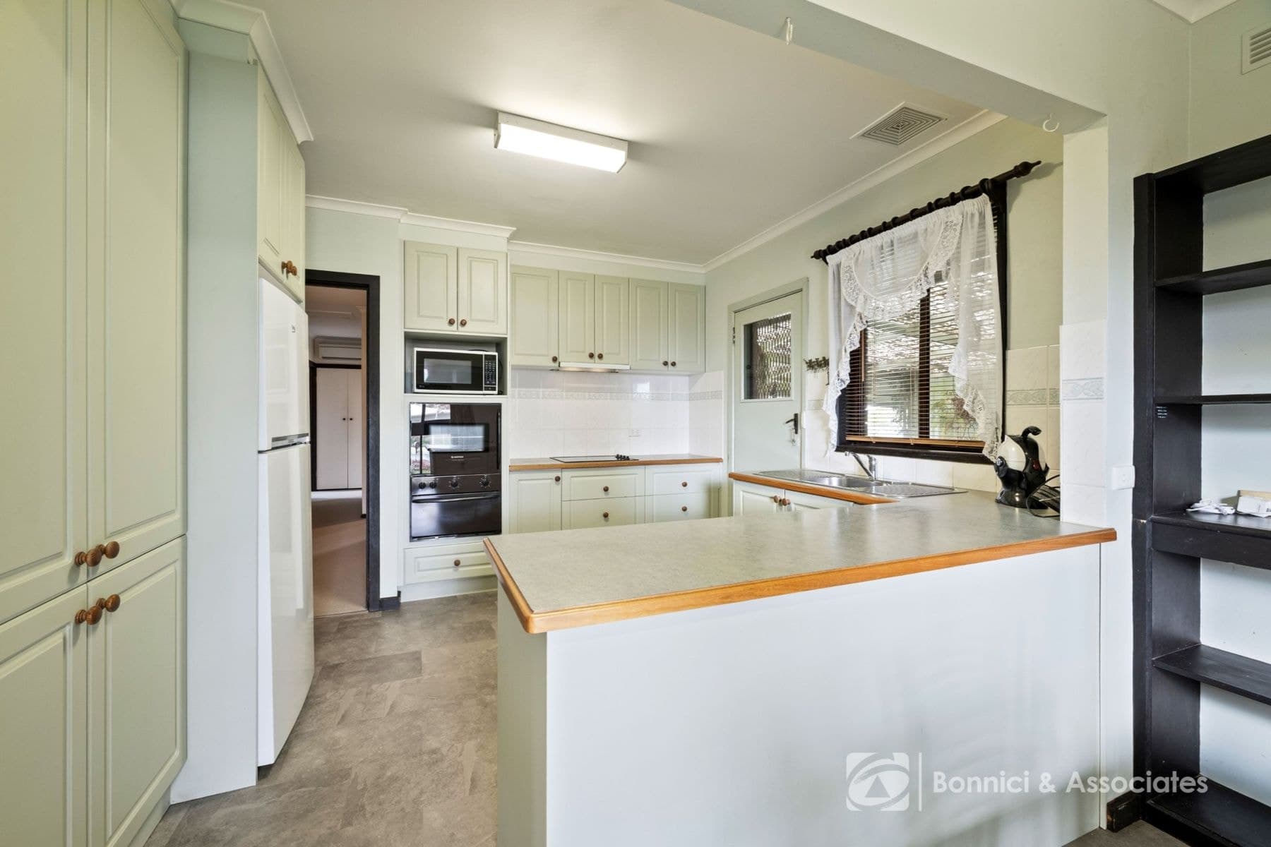 6 Victoria Road, Beechworth VIC 3747, Beechworth - Thumbnail 5