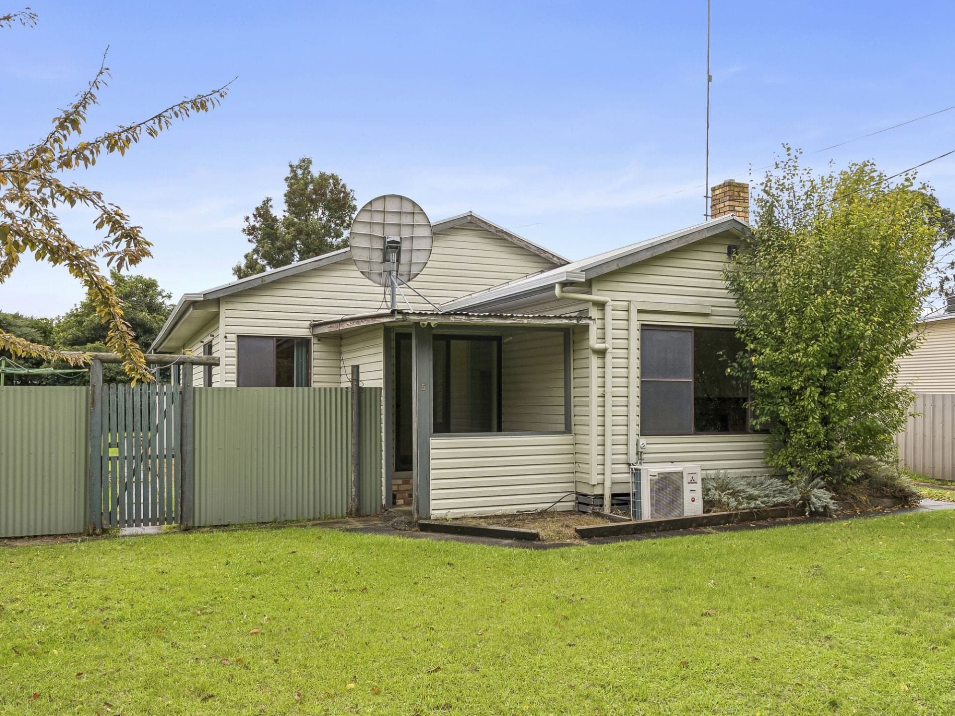 5 Murrock Street Simpson VIC, Simpson - Image 1