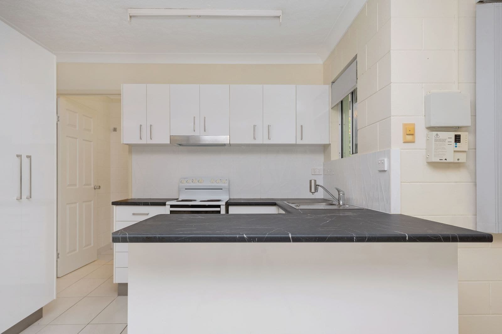 6/8 Queens Road, Railway Estate QLD 4810, Railway Estate - Thumbnail 4