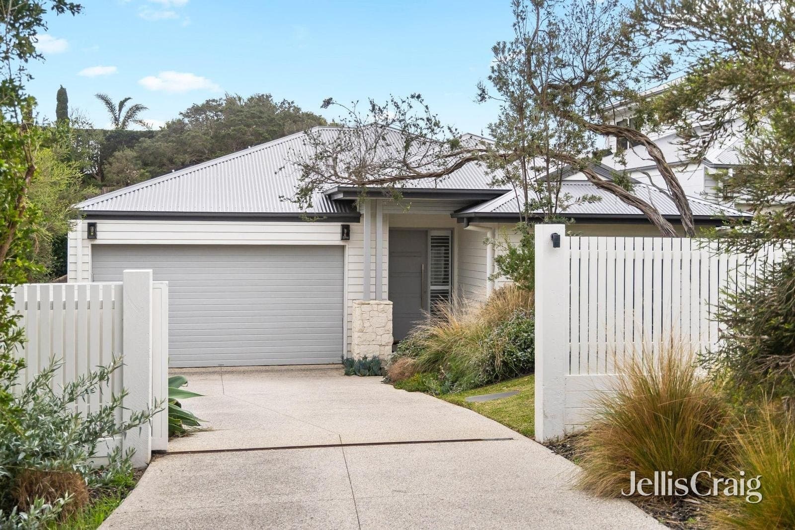 24 Oxford Road, Sorrento, Sorrento - Image 1
