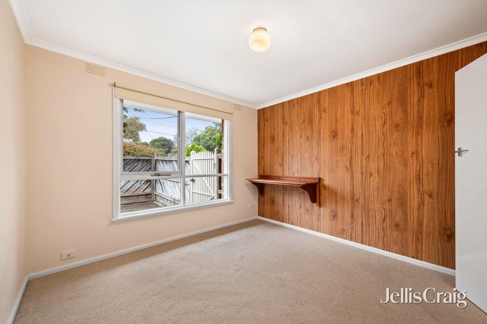 24 Thomas Street, Croydon South, Croydon South - Thumbnail 8